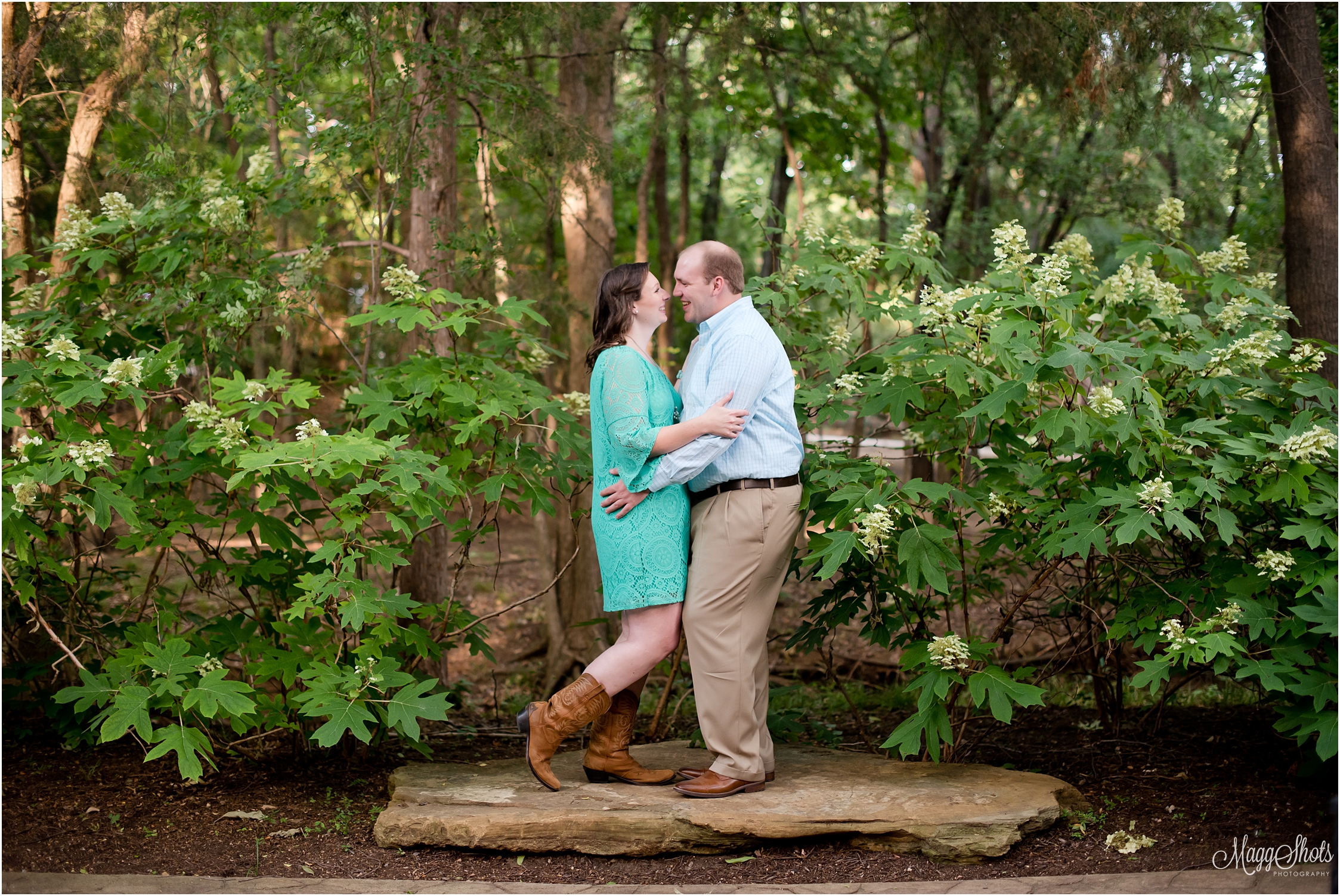 MaggShots Photography, MaggShots, Professional Photographer, DFW Wedding Photographer, Engagement Session, Grapevine Botanical Gardens,