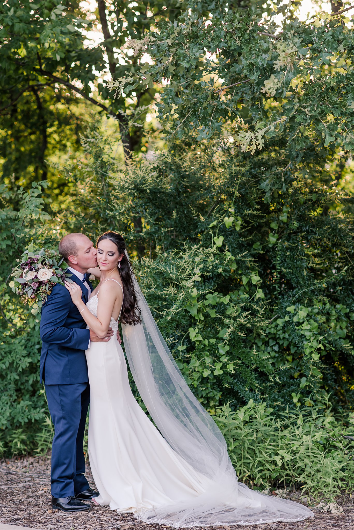 Dallas wedding photographer, bride and groom portraits